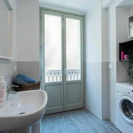 Rosso E Blu Di San Salvario By Wonderful Italy Apartament
