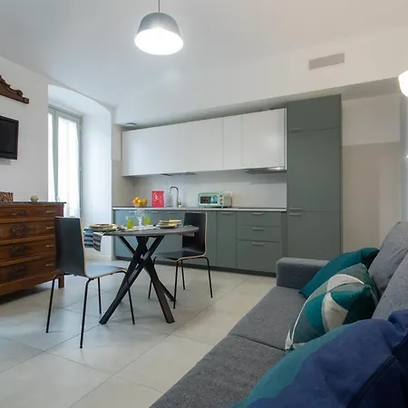 Rosso E Blu Di San Salvario By Wonderful Italy Apartment