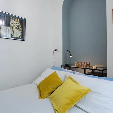 Rosso E Blu Di San Salvario By Wonderful Italy * Турин